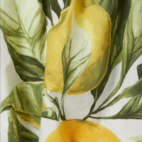 Matching top + shorts - Picture 8 of 16